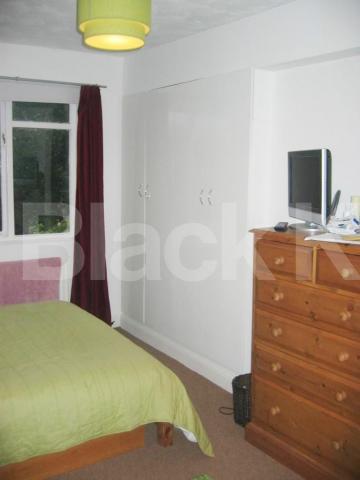 			NEW INSTRUCTION, 2 Bedroom, 1 bath, 1 reception Apartment			 Fawnbrake Avenue, Herne Hill